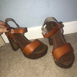 Size 7 chunky heels